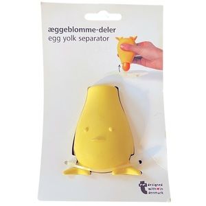 💕 NWOT Yellow Egg Yolk Separator. New in package, designed in Denmark.